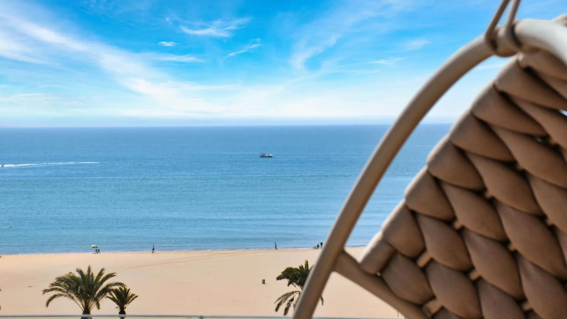 Luxury Seafront Appartement 6-7P Agadir