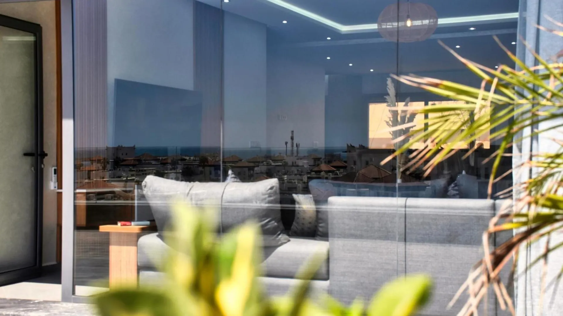 Luxury Seafront Appartement 6-7P Agadir Marokko