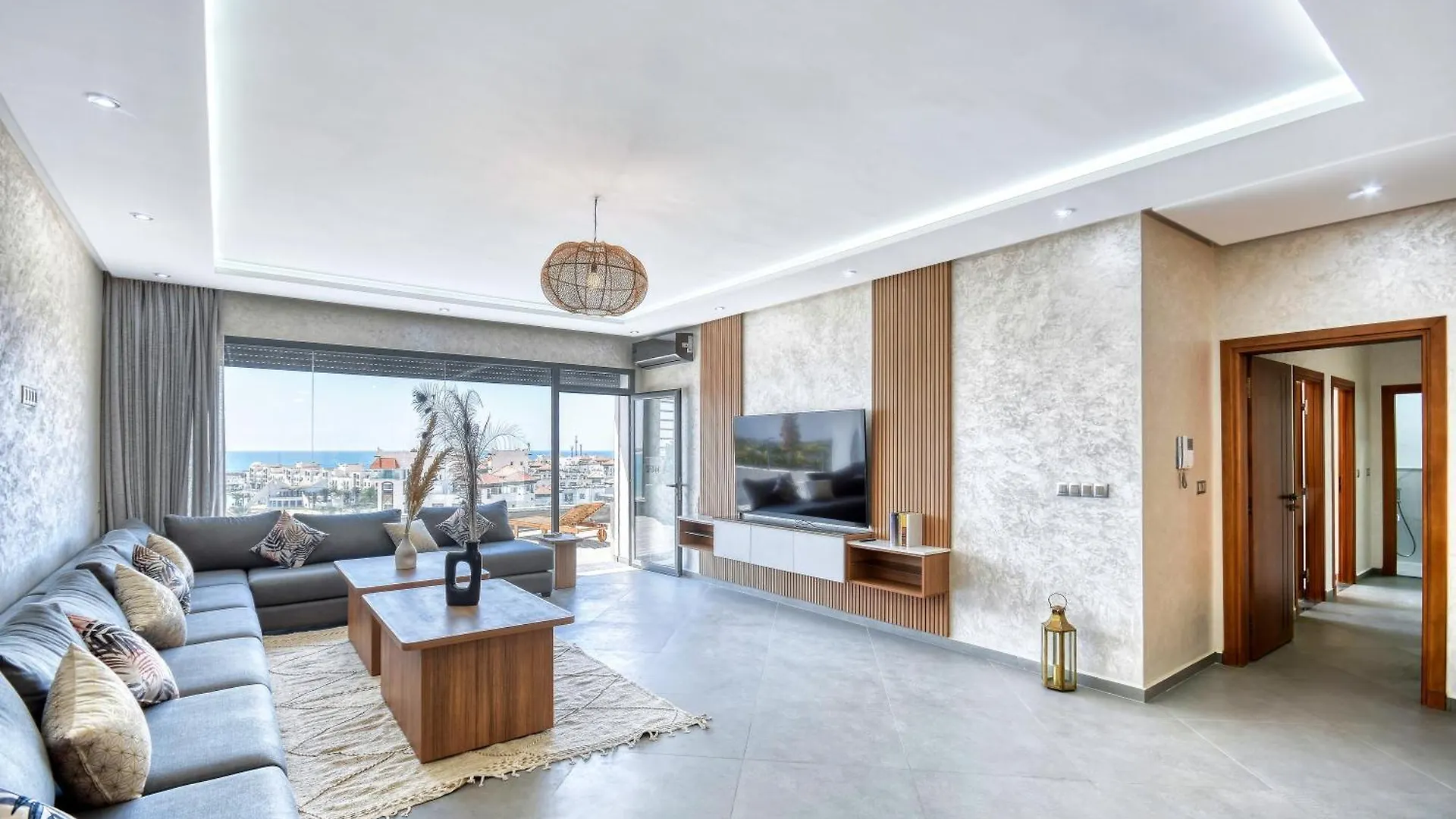 Luxury Seafront Appartement 6-7P Agadir