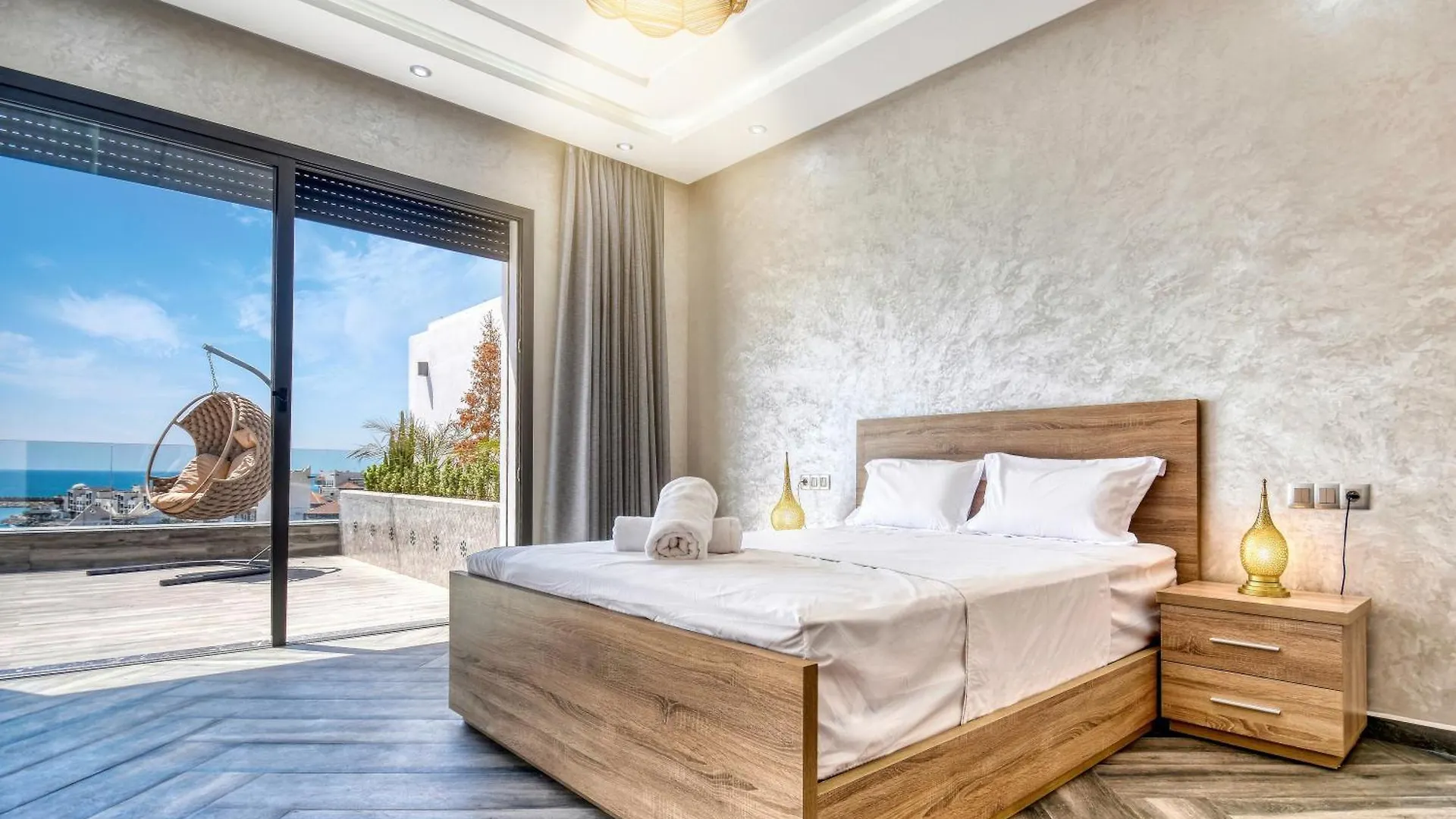 Luxury Seafront Appartement 6-7P Agadir Marokko