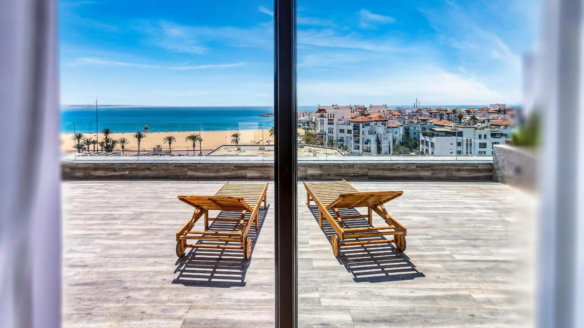 Luxury Seafront Appartement 6-7P Agadir