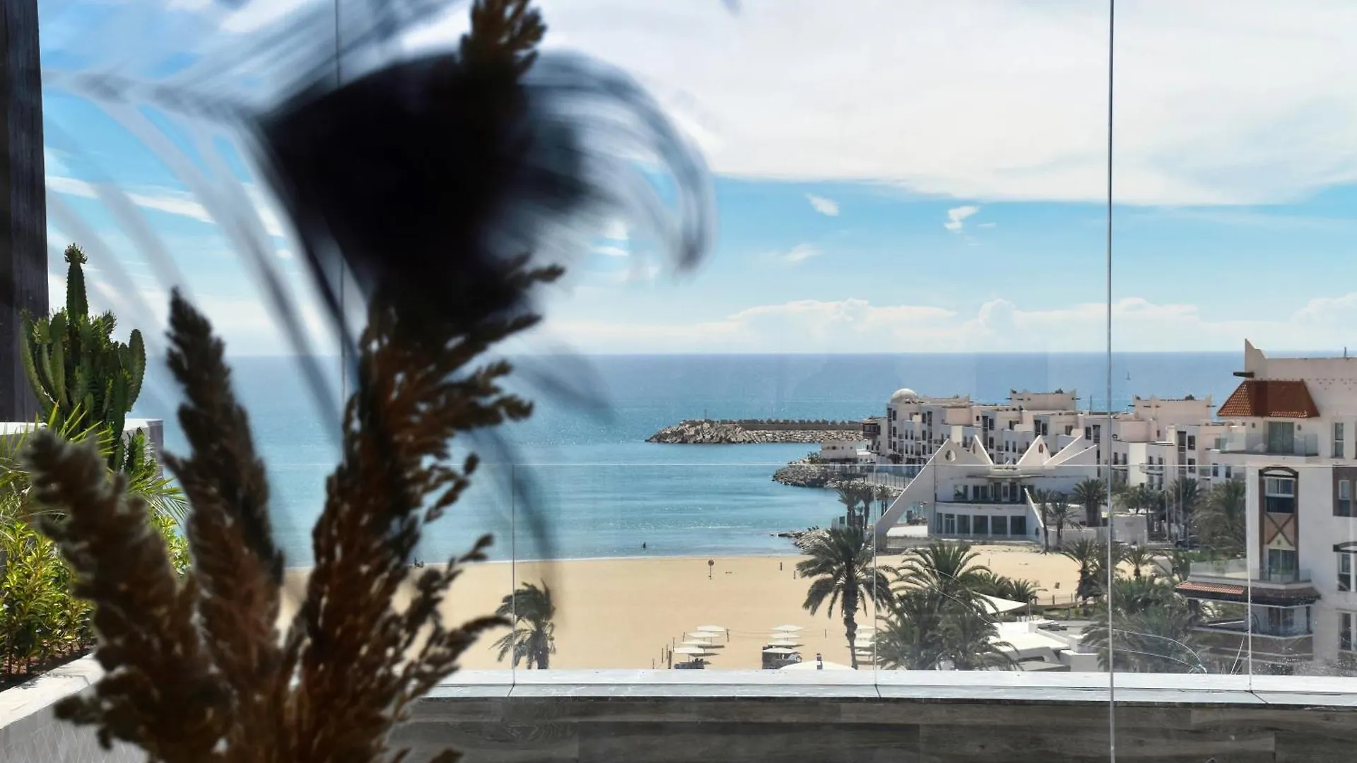 Luxury Seafront Appartement 6-7P Agadir 0*,  Marokko