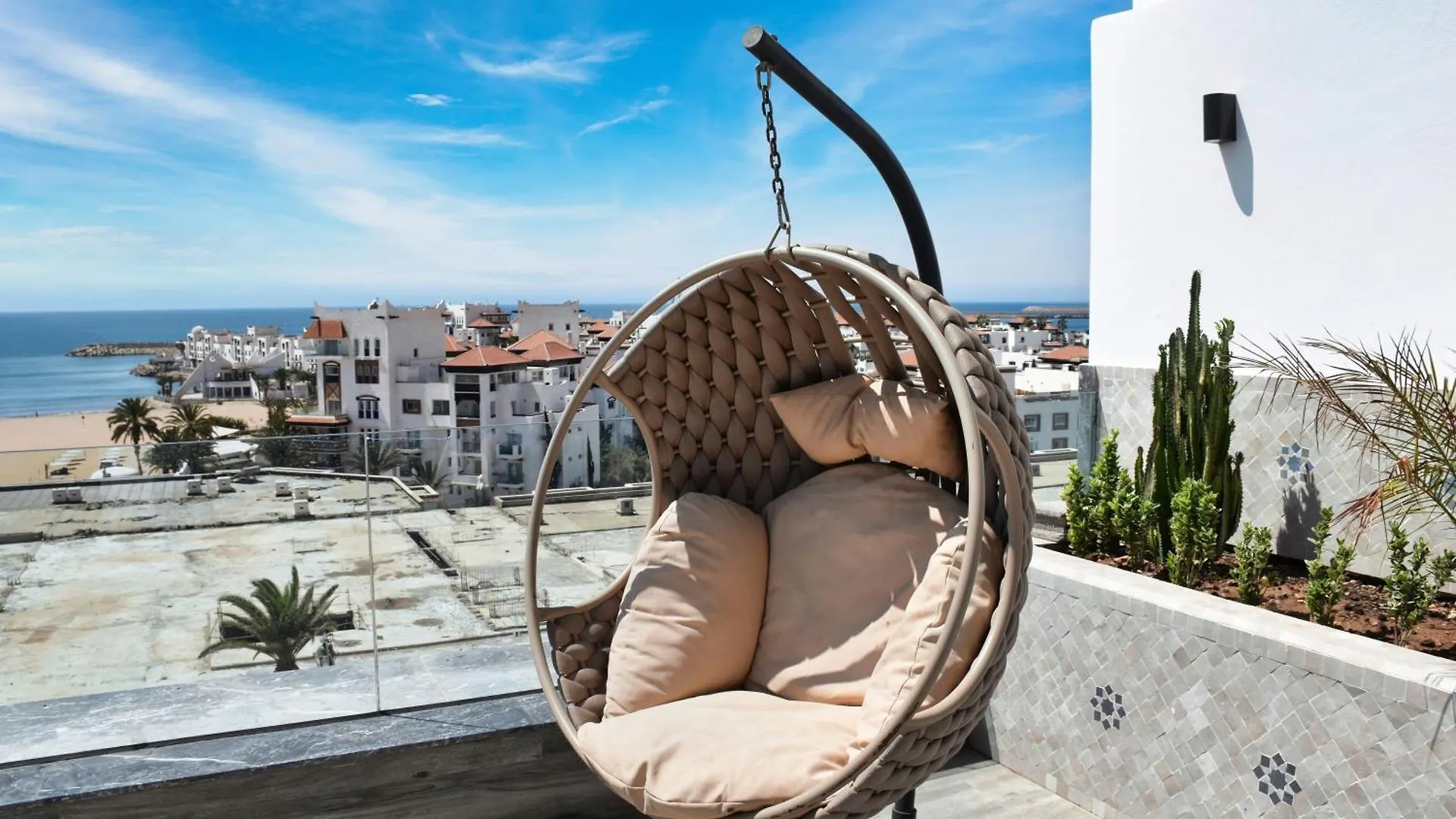 Luxury Seafront Appartement 6-7P Agadir