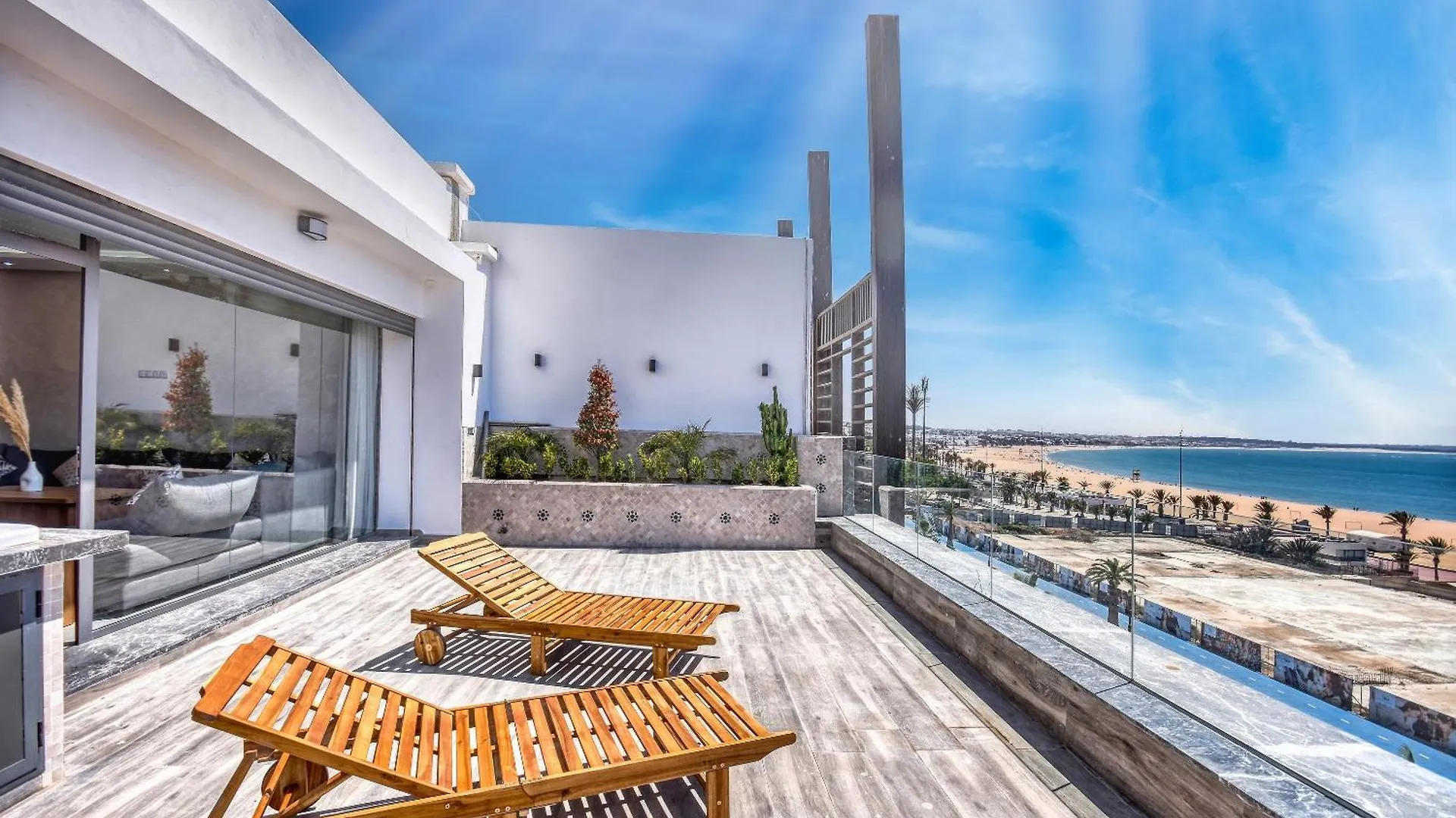 Luxury Seafront Appartement 6-7P Agadir 0*,